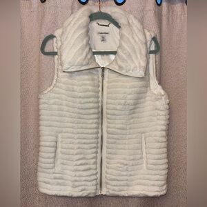 Calvin Klein Women's White Faux Fur Vest Sz. S